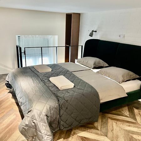 شقة Awesome Loft - King Street بودابست المظهر الخارجي الصورة