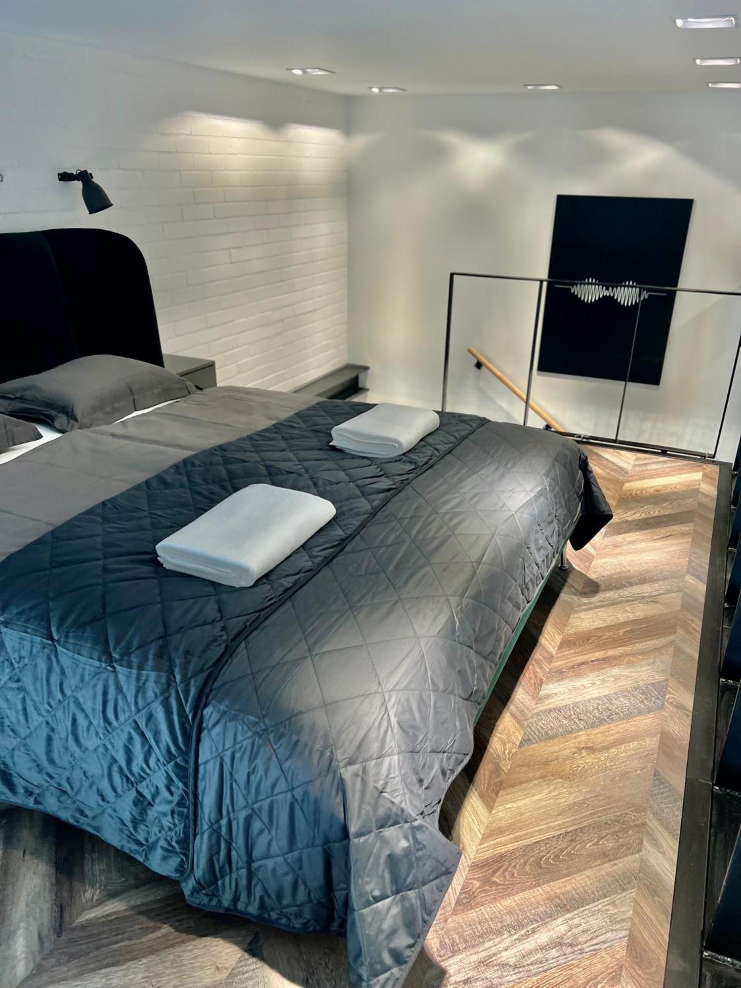 شقة Awesome Loft - King Street بودابست المظهر الخارجي الصورة